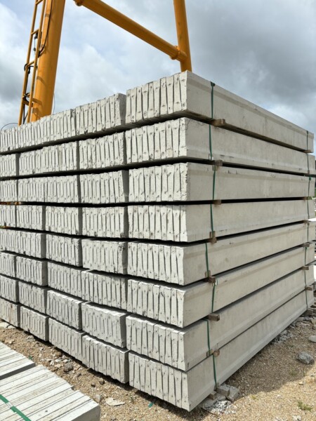 strongwindconstruction.com รับติดตั้งรั้วสำเร็จรูป (10)