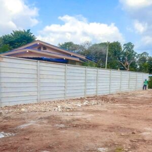 strongwindconstruction.com รับติดตั้งรั้วสำเร็จรูป 125