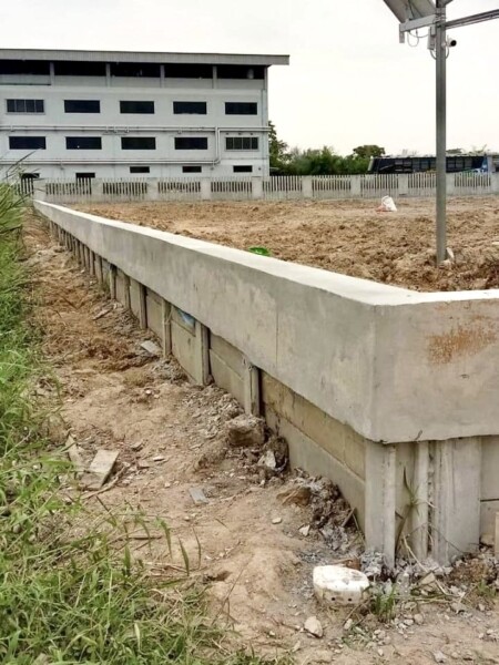 strongwindconstruction.com รับติดตั้งรั้วสำเร็จรูป (33)