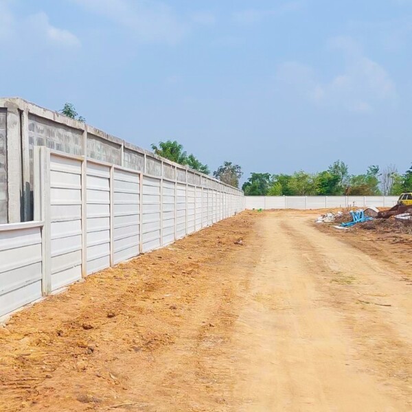 strongwindconstruction.com รับติดตั้งรั้วสำเร็จรูป (89)